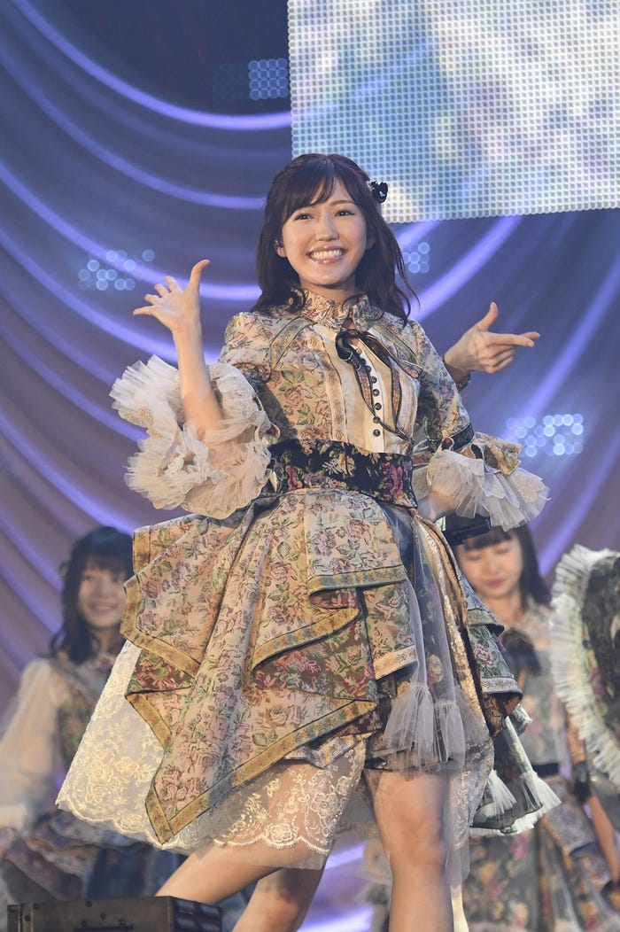 渡辺麻友/「AKB48グループ感謝祭~ランクインコンサート~(1~16位)」より(C)AKS