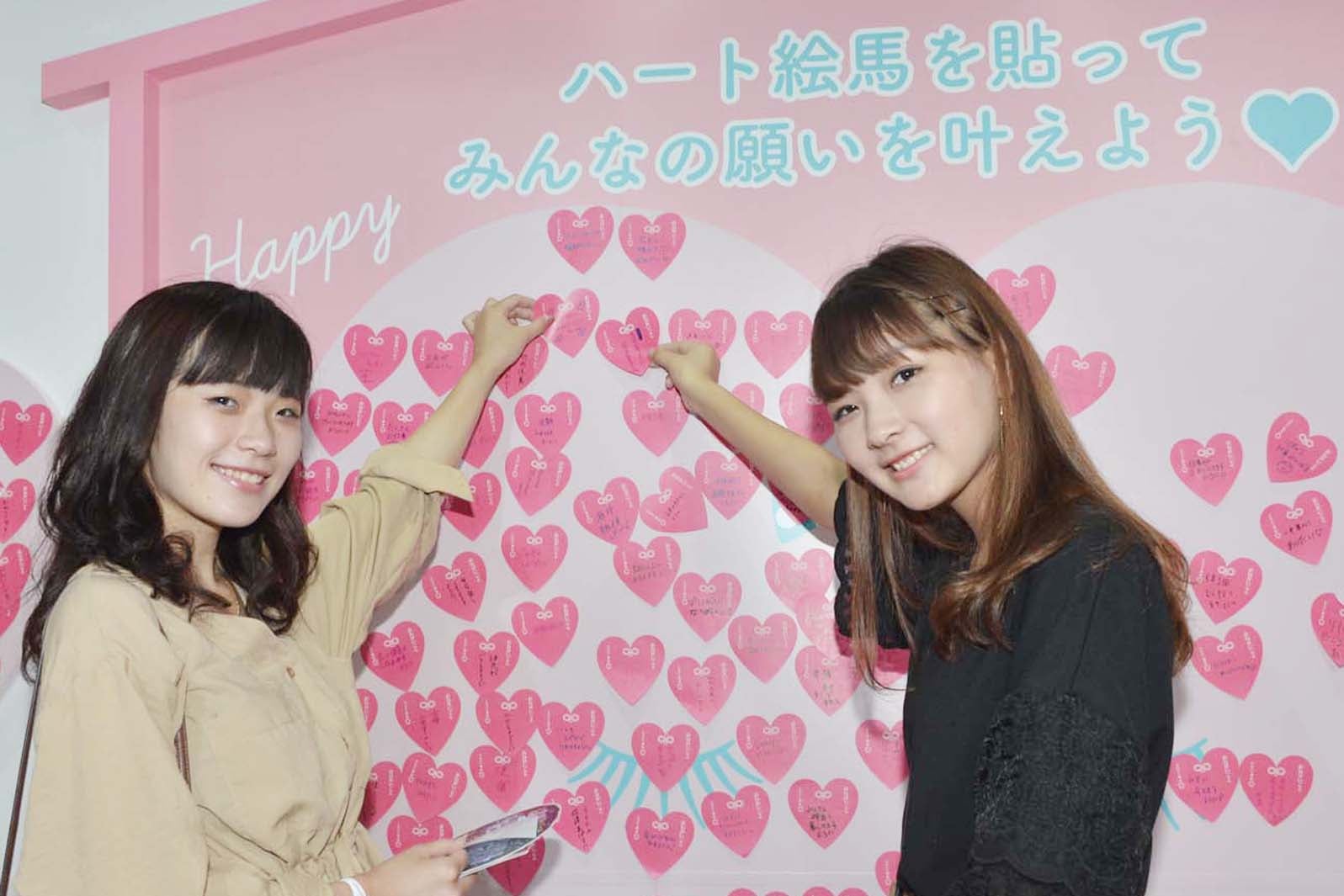 絵馬を奉納したら、SNSに投稿して結果を待つだけ（C）モデルプレス