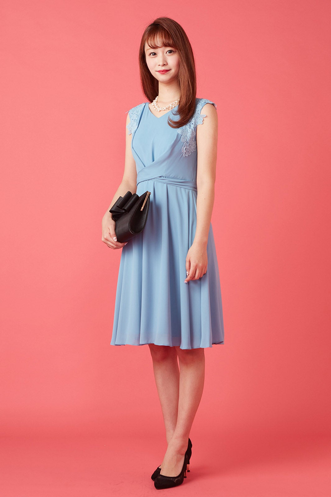 ショルダーモチーフプリーツドレス　￥17,000（税別）