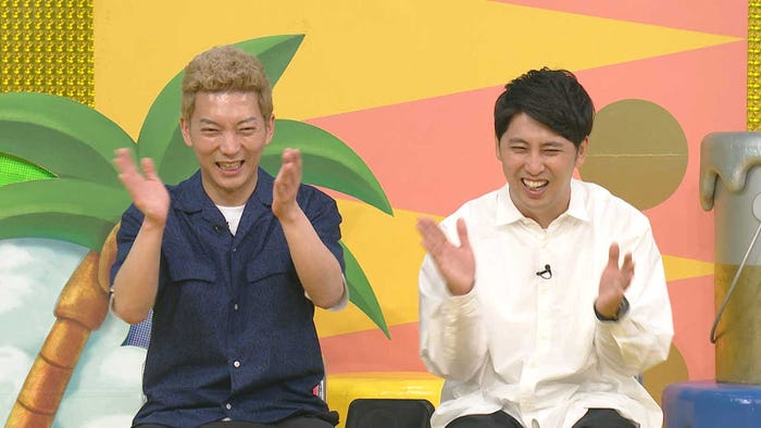 嶋佐和也、屋敷裕政 (C)日本テレビ