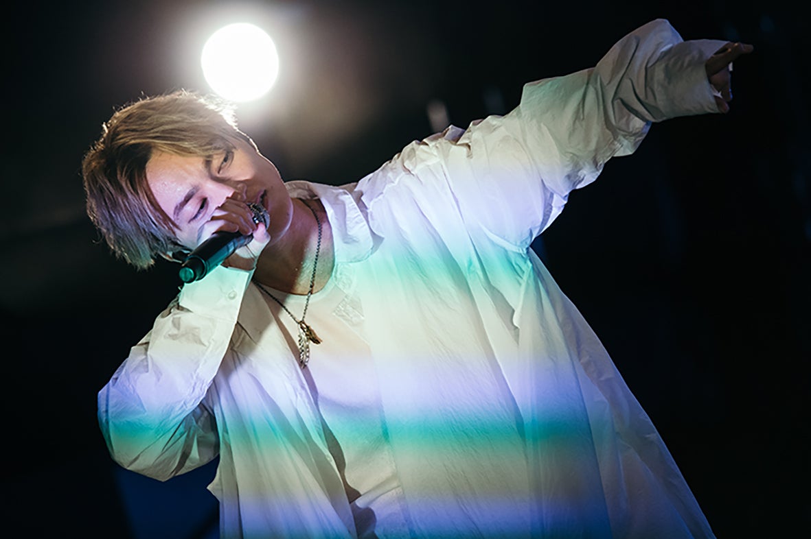 SKY-HI、“特別な日”に無観客ライブ開催 新たな発表も＜セットリスト＞