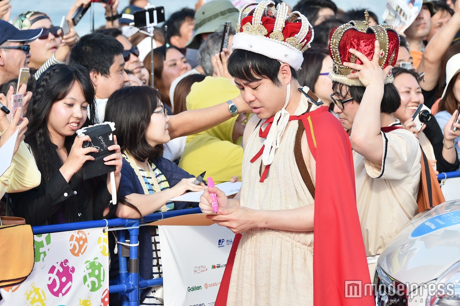 （C）モデルプレス