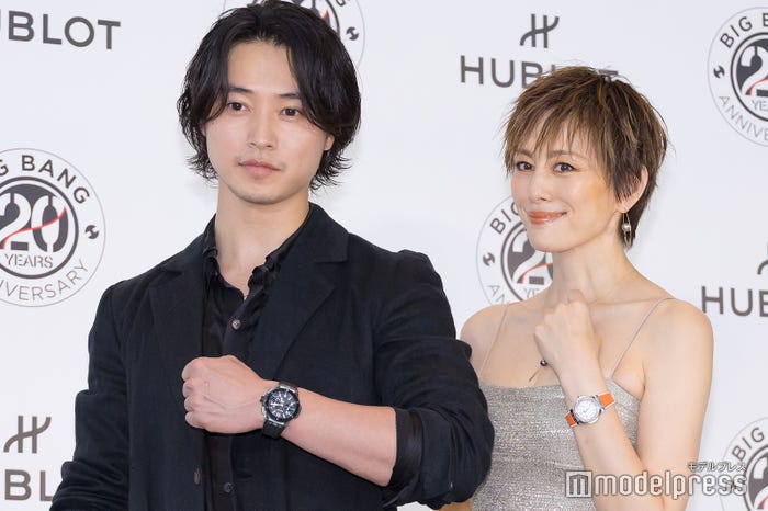 山崎賢人、米倉涼子(C)モデルプレス