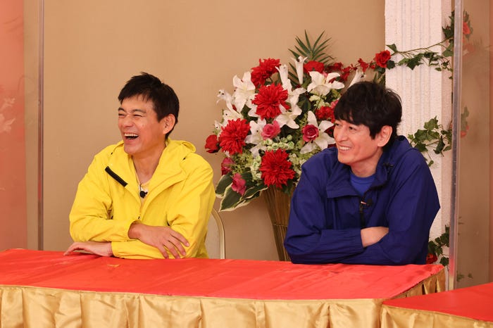 博多華丸・大吉(C)カンテレ