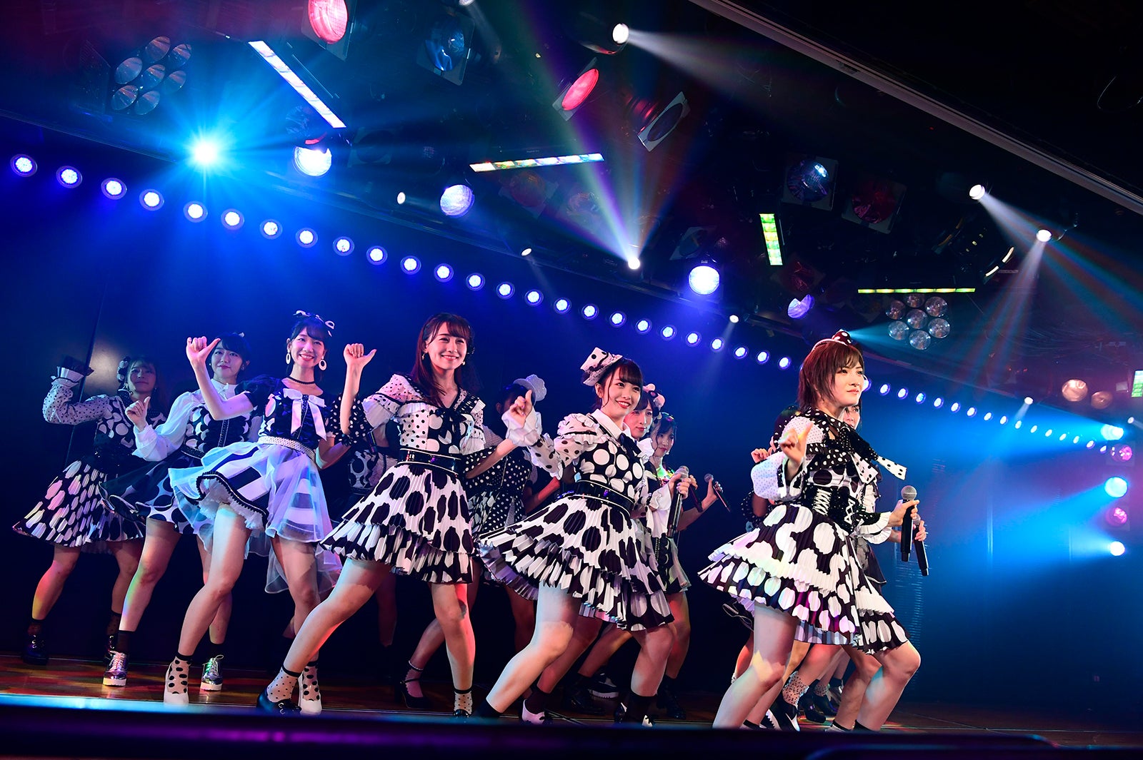「AKB48劇場13周年特別記念公演」夜公演より（C）AKS