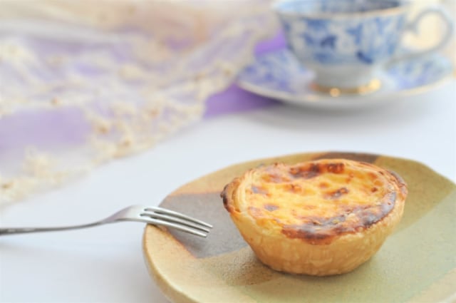 業務スーパー「エッグタルト」横からの写真