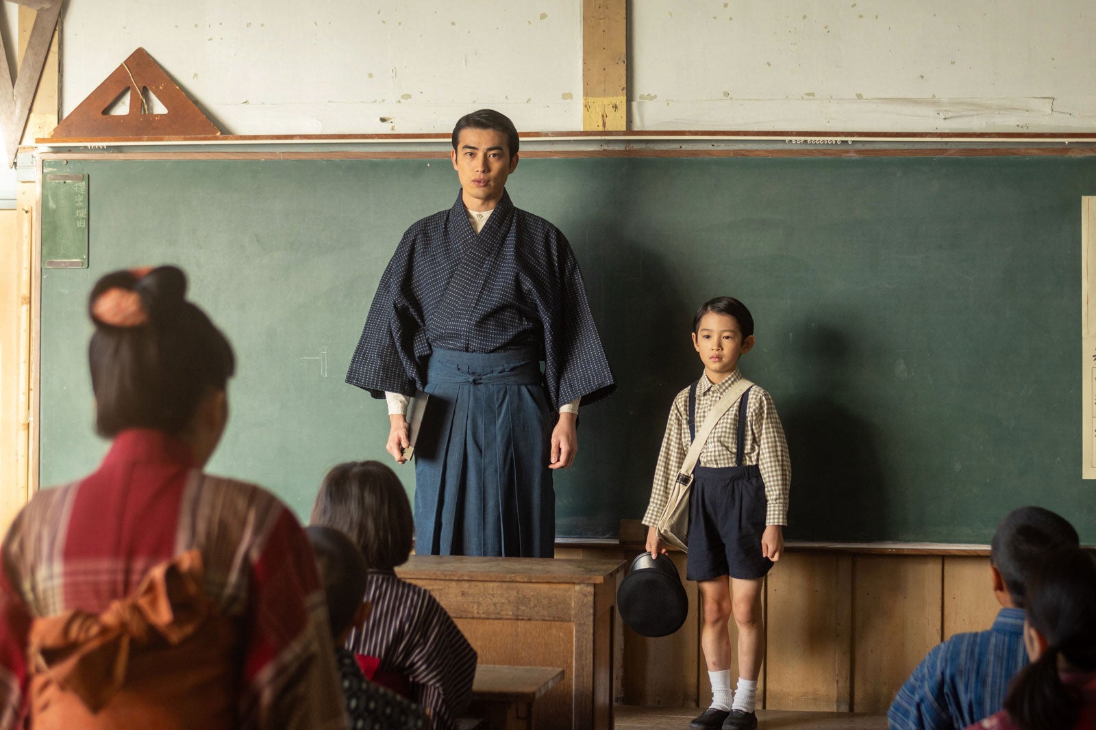 樫尾篤紀、木村優来「あんぱん」第1話（C）NHK