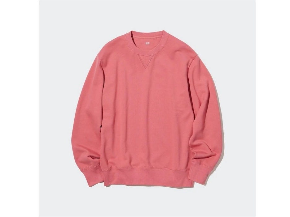 ユニクロ　スウェットシャツ　2990円（税込）
