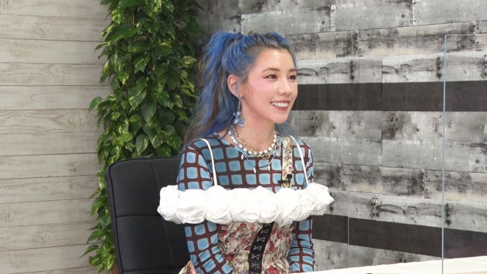 仲里依紗 (C)フジテレビ