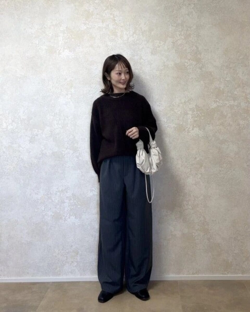 2026gu女性おすすめパフニットオーバーサイズチュニックお手本コーデ