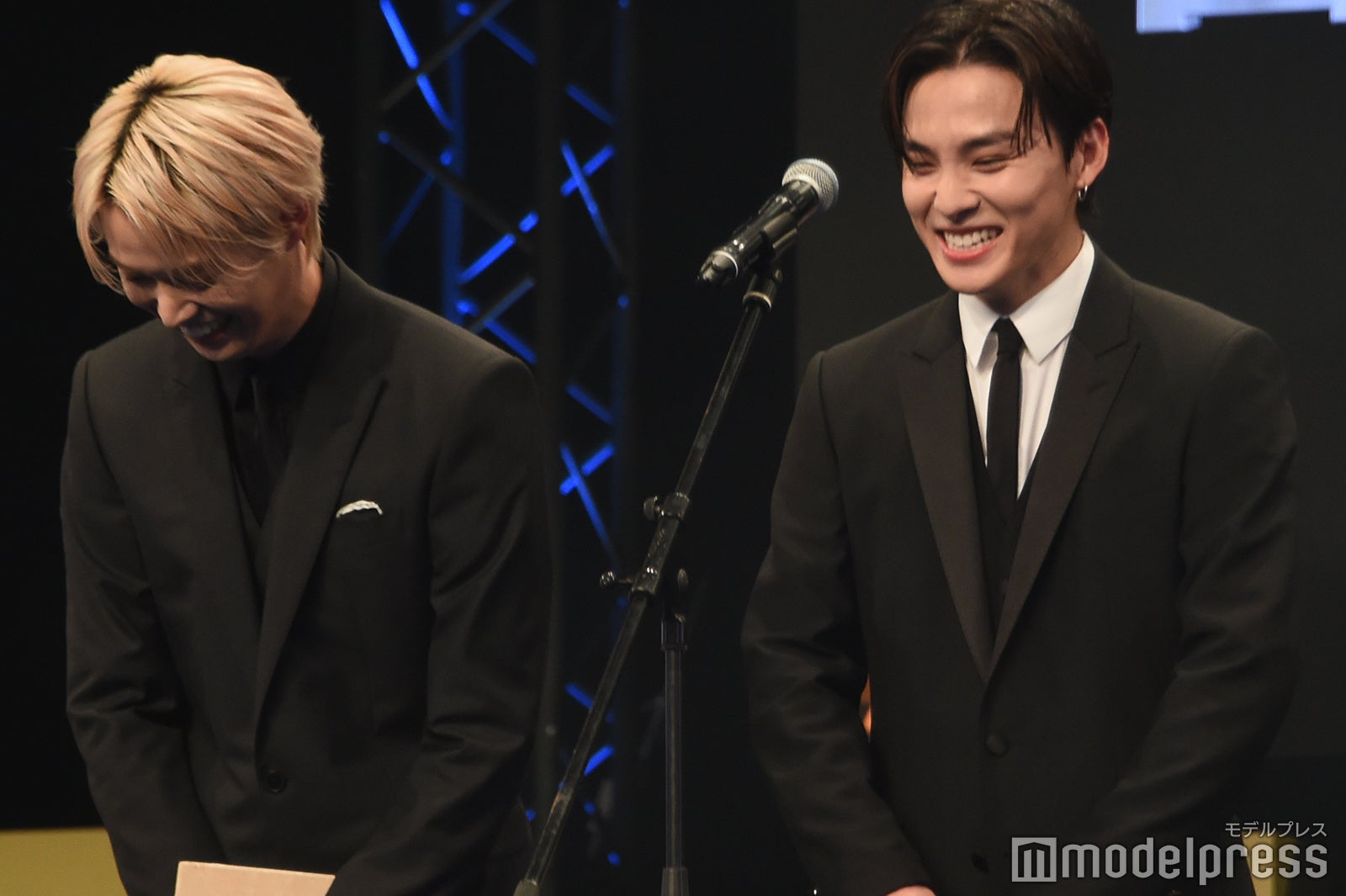 白岩瑠姫、川西拓実（C）モデルプレス