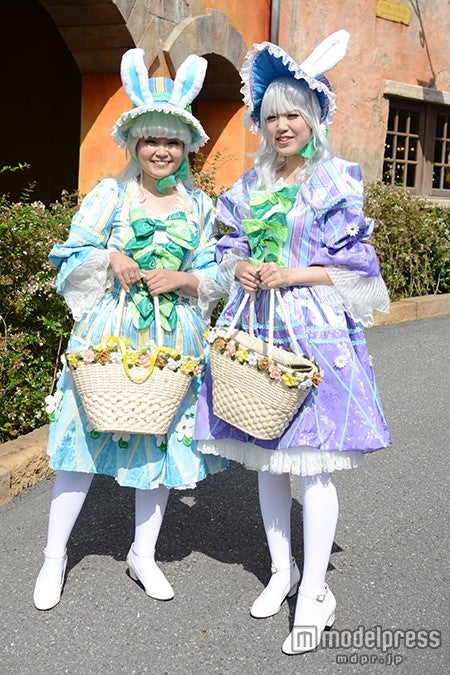 TDLパレード「ヒッピティ・ホッピティ・スプリングタイム」／ひめのさん、ゆりなさん