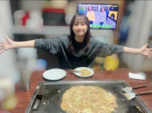 影山優佳公式Xより