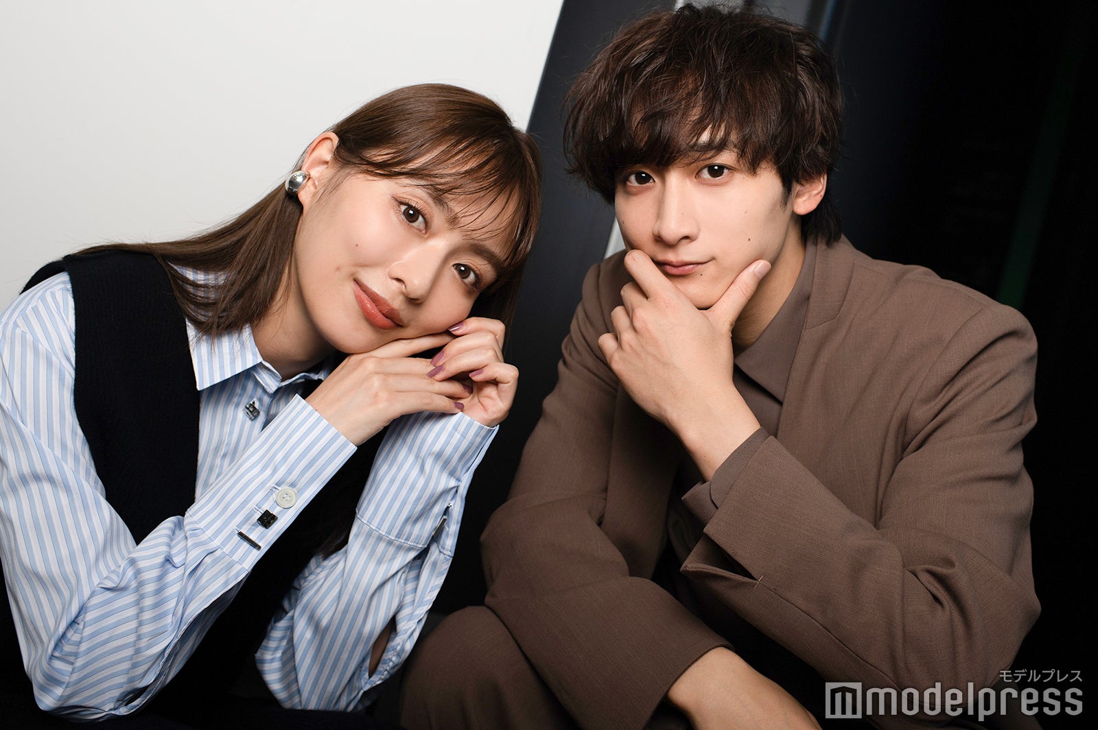 内田理央、小関裕太（C）モデルプレス