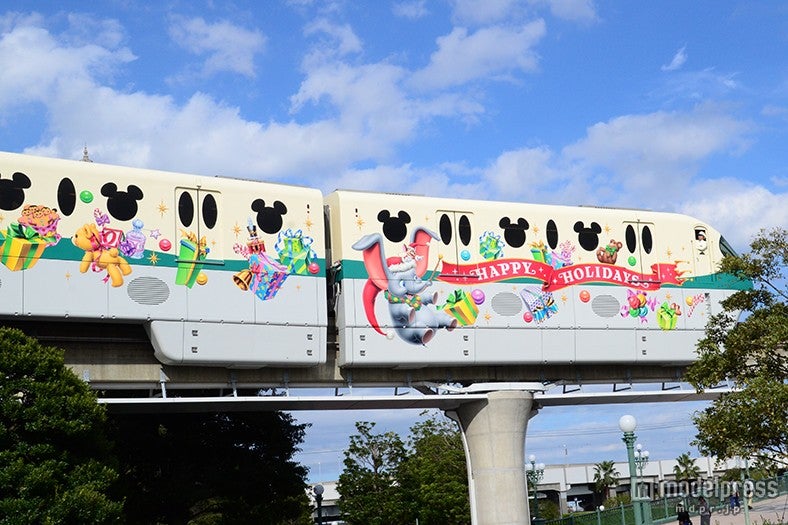 「ディズニー・クリスマス・ライナー」外装