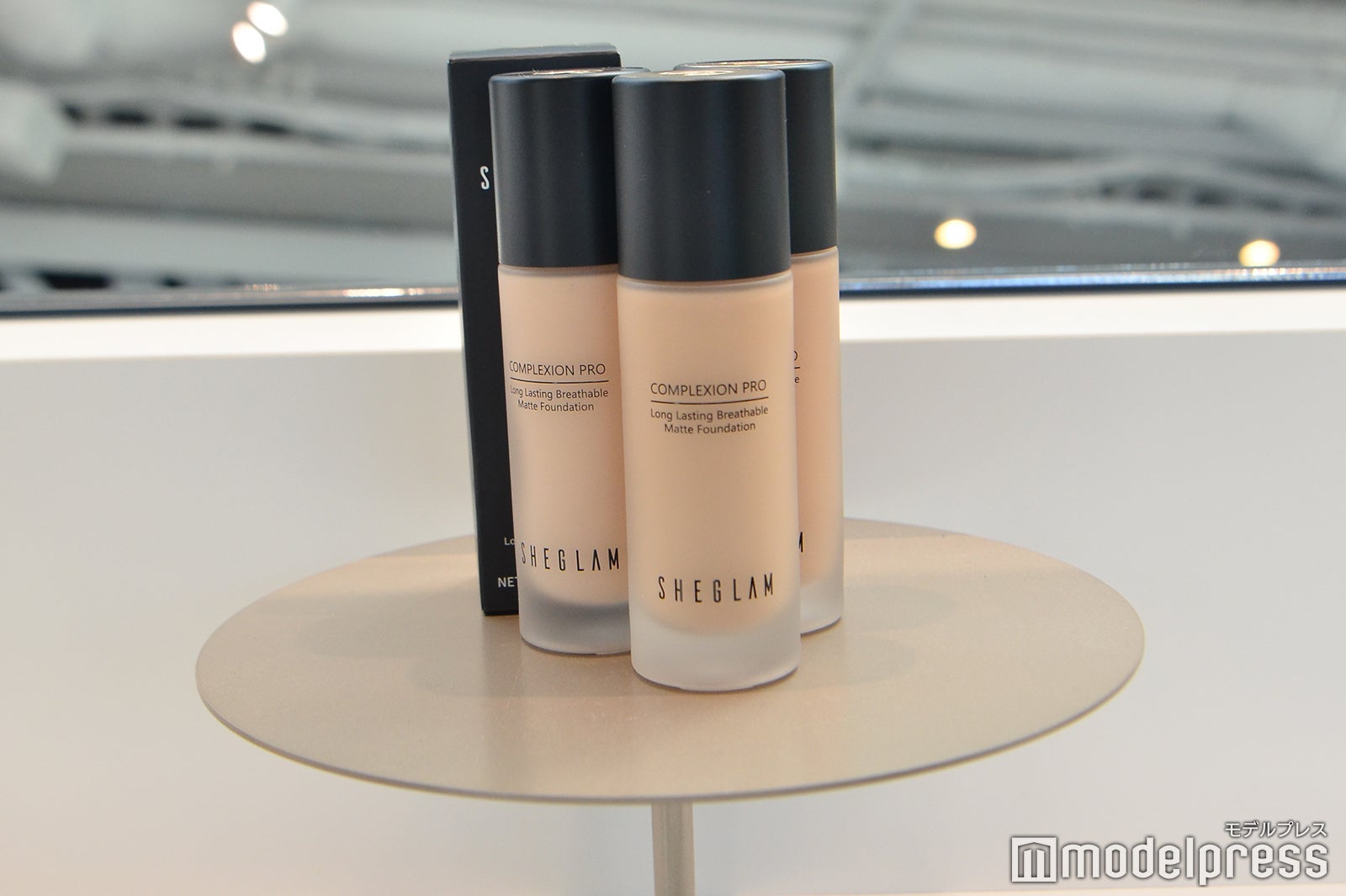 「SHEGLAM」 コンプレクション プロロングラスティング ソフトマットファンデーション／『SHEIN TOKYO』（C）モデルプレス