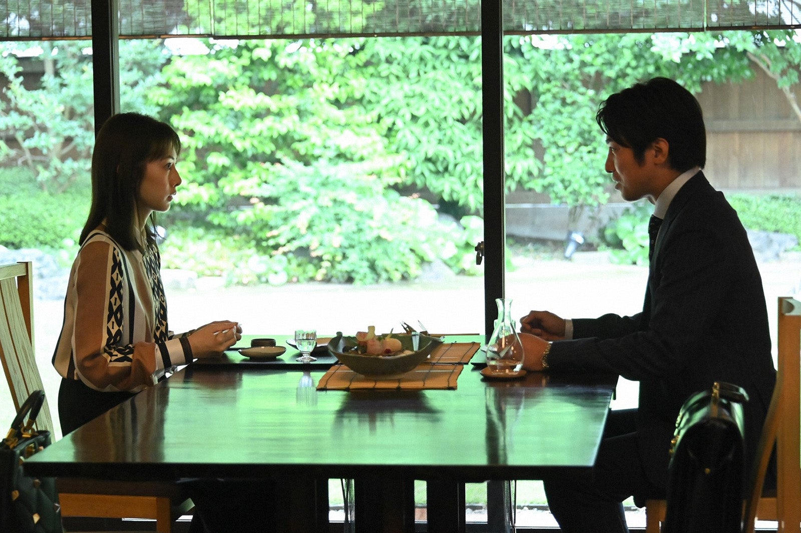 北川景子、高橋光臣「リコカツ」第8話より（C）TBS