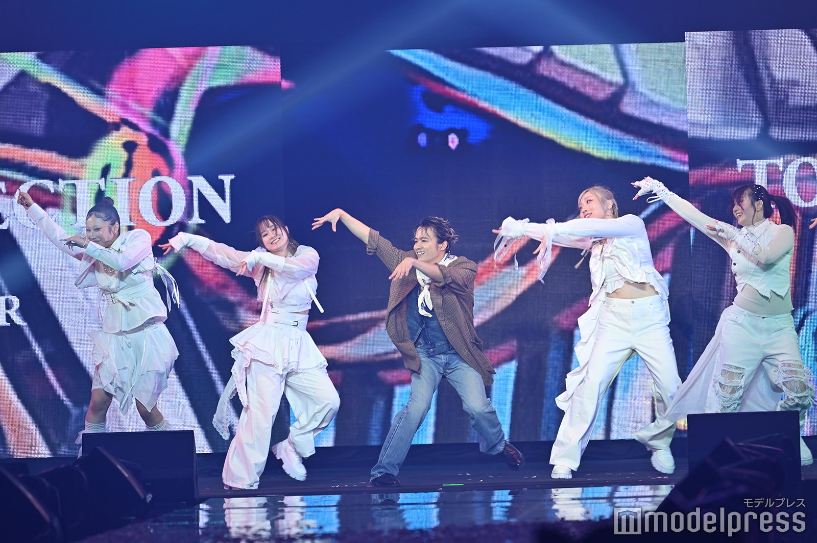 （C）モデルプレス