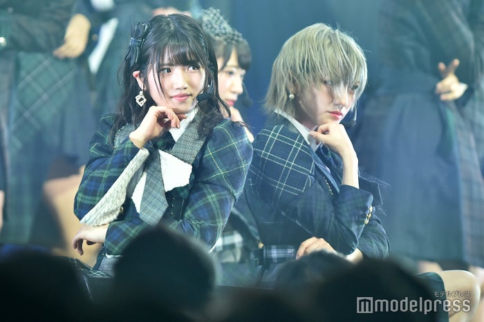 村山彩希、岡田奈々 (C)モデルプレス
