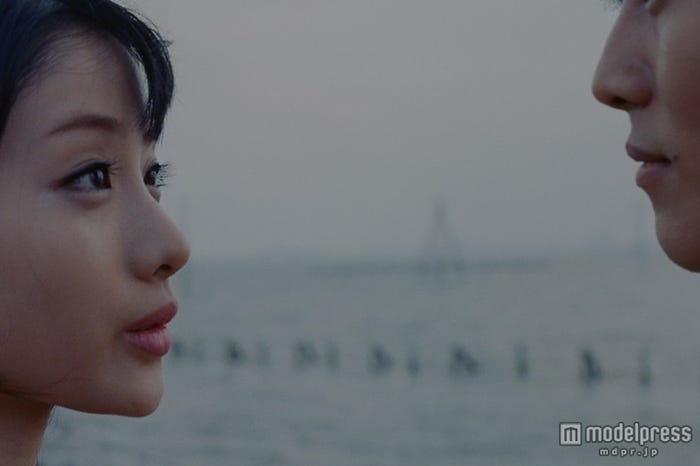 NTTドコモ「dヒッツ」新CM3部作「夏の想い出」編