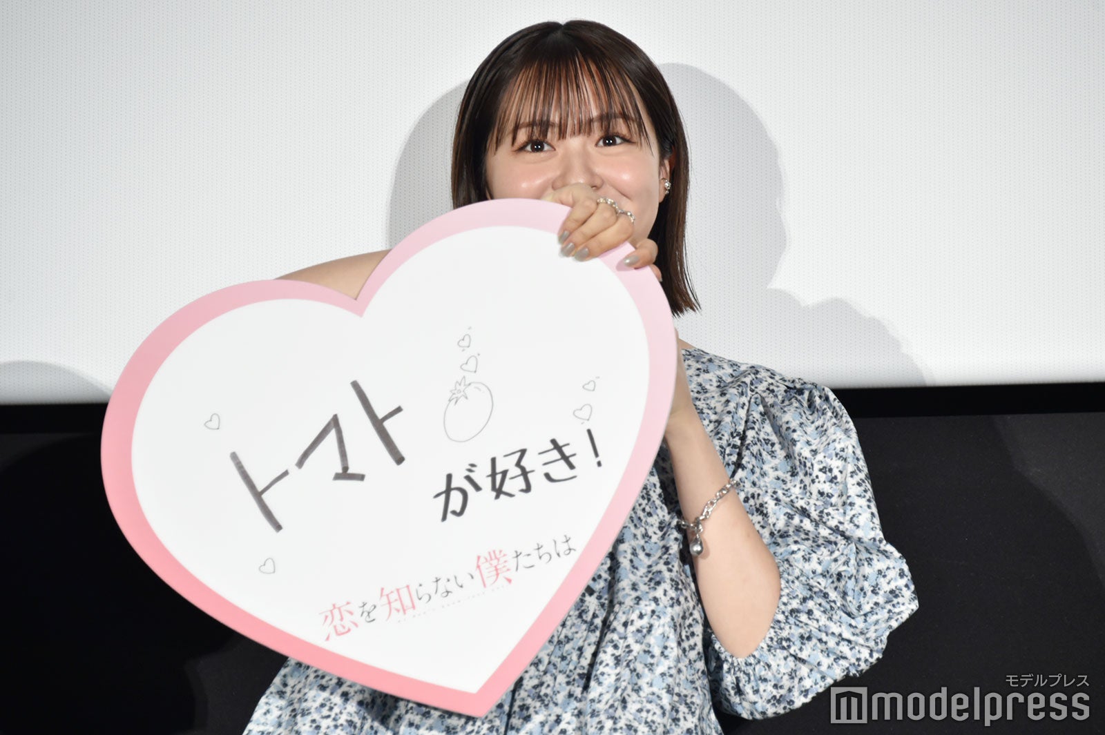 トマトが好きすぎる莉子（C）モデルプレス