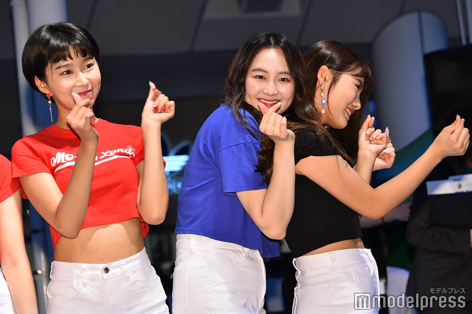 テハ（C）モデルプレス