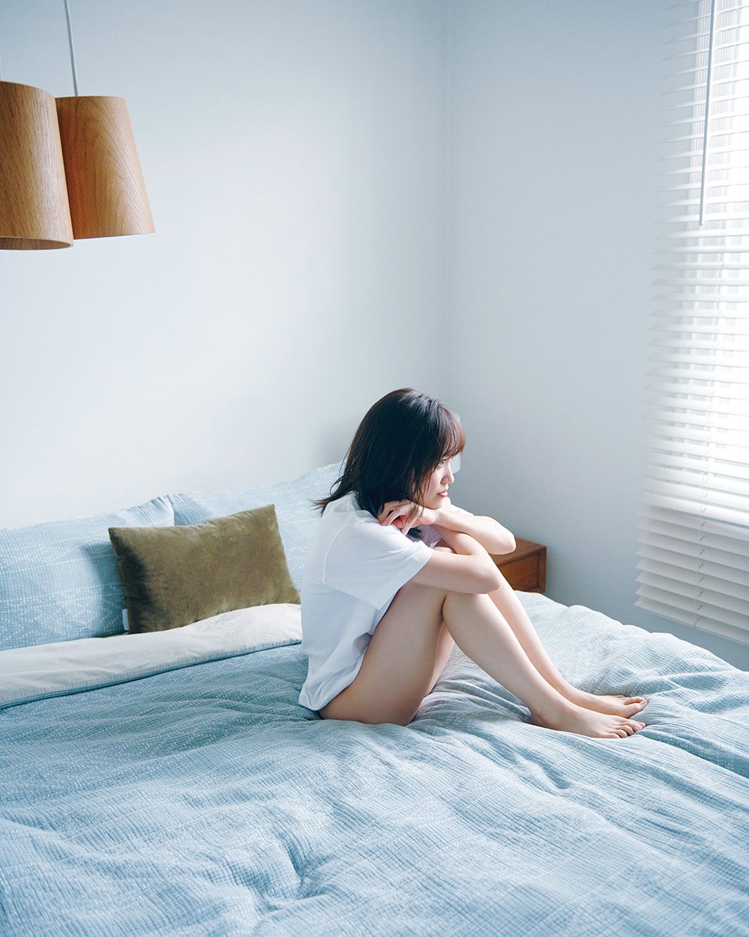 松田里奈1st写真集「まつりの時間」裏表紙／＠Loppi・HMV限定版：撮影／北浦敦子