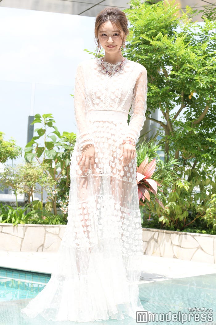 加治ひとみ(C)モデルプレス