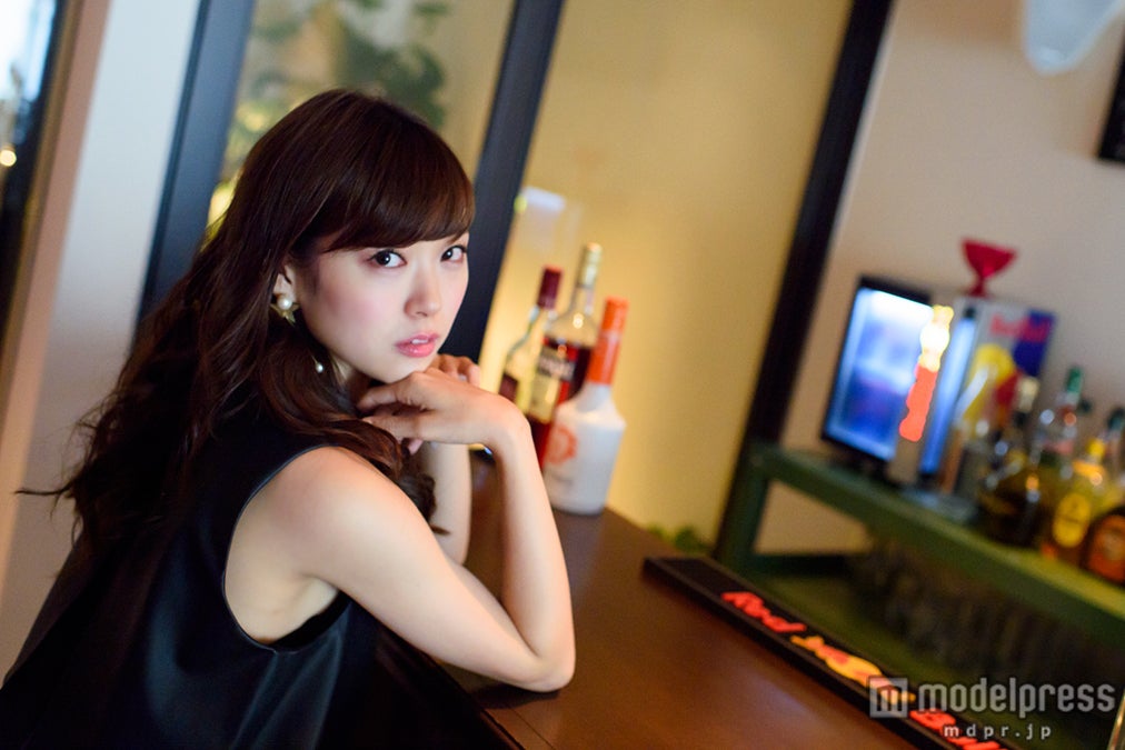 渡辺美優紀、秋冬注目ファッション＆ショッピングのこだわりを語る【FNO写真特集】＜みるきー オトナ行き　Vol．12＞