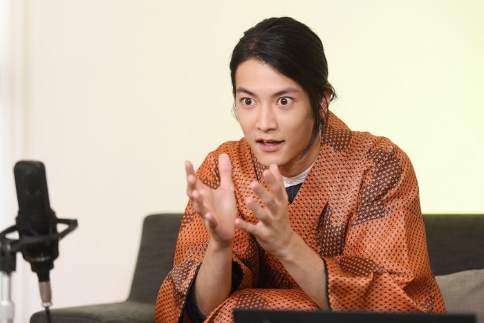渡邊圭祐 Miu404 で魅せたミステリアスな存在感 最終話の演技に絶賛の声 モデルプレス 渡邊圭祐 Miu404 で魅せたミステリアスな存在感 最終話の演技に絶賛の声 モデルプレス