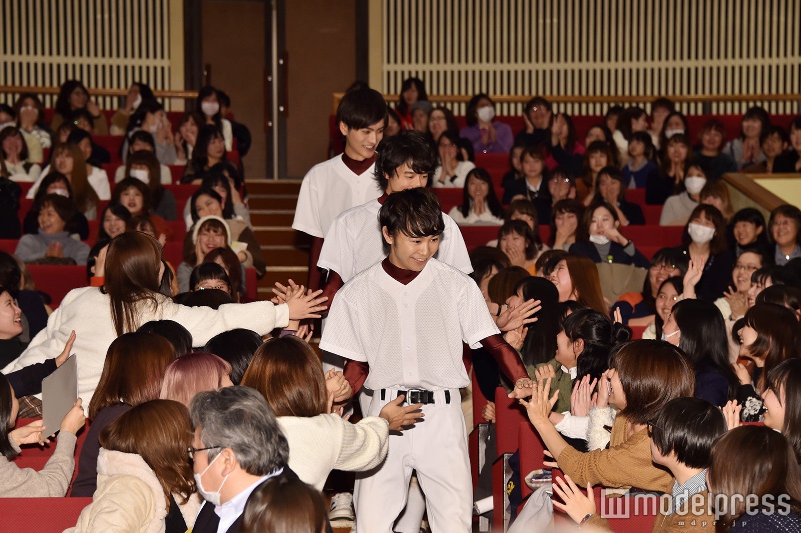 須賀健太 （C）モデルプレス