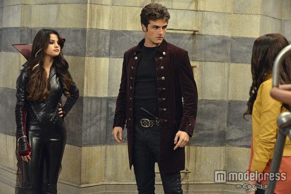 「帰ってきたウィザードたち アレックスvsアレックス」/(c)Disney