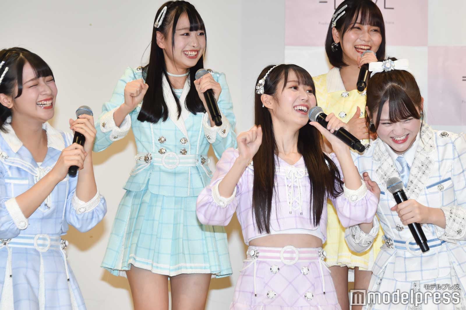 （C）モデルプレス