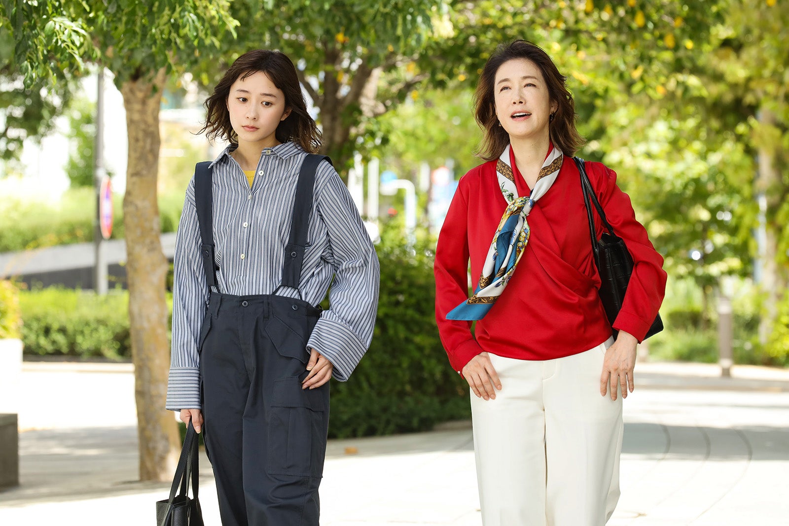 堀田真由、筒井真理子「若草物語―恋する姉妹と恋せぬ私―」第3話（C）日本テレビ