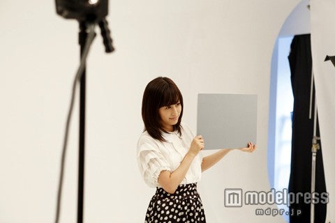 前田敦子メイキングカット