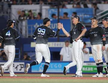ロッテ・安田が先制2点二塁打「チャンスで打つのが僕の仕事」得点圏打率・440 サブロー監督は注文「そのあともう1本出してくれると」