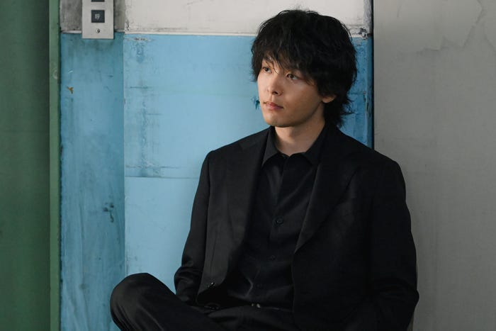 中村倫也「DOPE 麻薬取締部特捜課」第5話(C)TBS