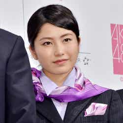 横山由依
