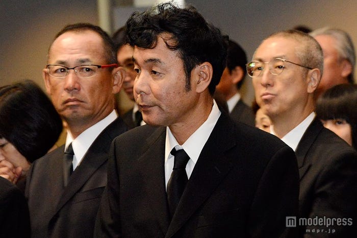 川島なお美さん告別式 拍手で最後の別れ モデルプレス 川島なお美さん告別式 拍手で最後の別れ モデルプレス