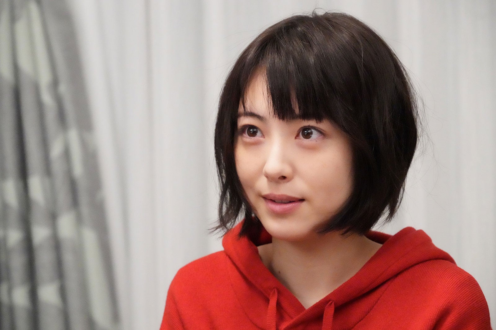 浜辺美波／「ドクターホワイト」第1話より（C）カンテレ