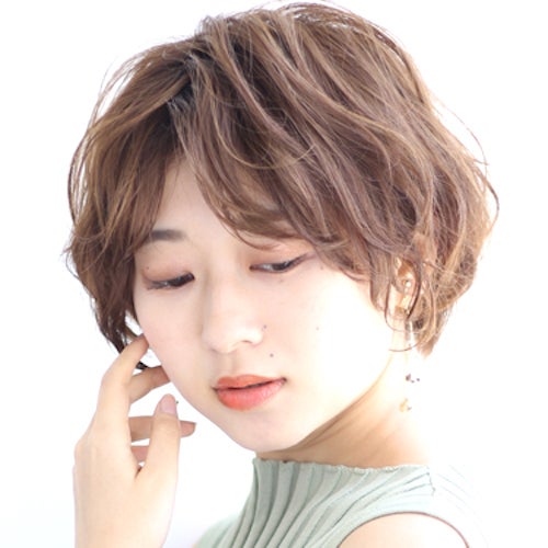 40代の私に似合うマッシュショートって 小顔見せも叶える大人のヘアカタログ モデルプレス