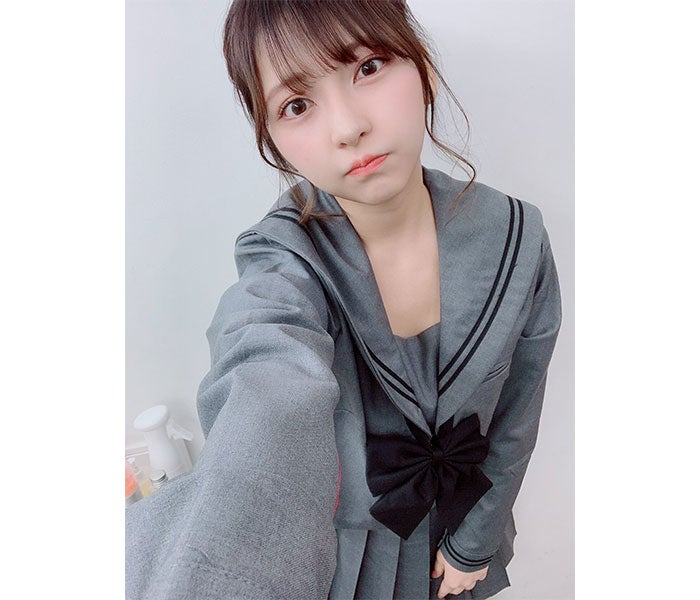 十味 自撮りの制服姿を公開 大人の魅力を兼ね備えた現役jk と反響も モデルプレス 十味 自撮りの制服姿を公開 大人の魅力を兼ね備えた現役jk と反響も モデルプレス