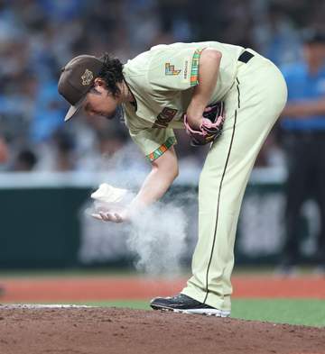 日本ハム 伊藤9勝目ならず 七回に同点打浴びる