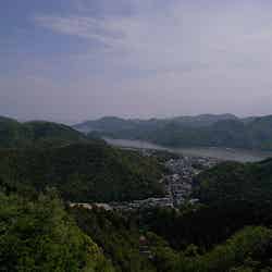 ミシュラン・星1を獲得した、山頂からの眺め/photo by bizmac