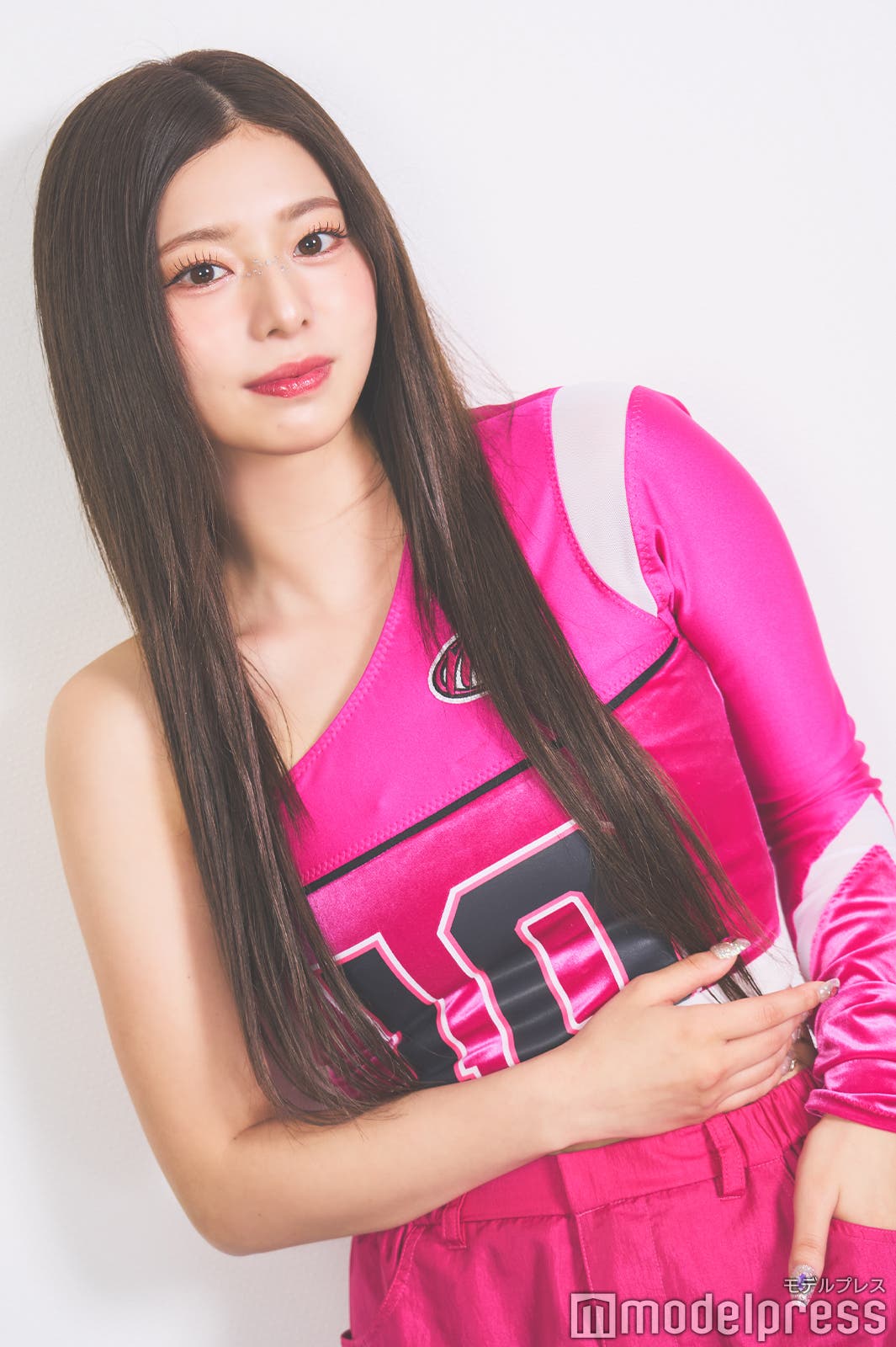 MOMOCA(C)モデルプレス