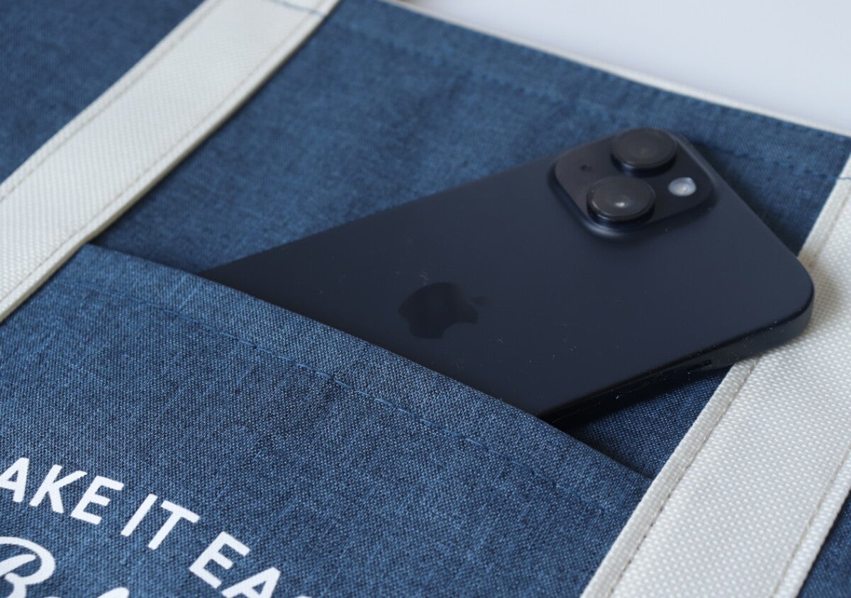 100均のバッグが想像以上に使える！「2Lボトルも余裕」お買い物に革命が起きる300円名品