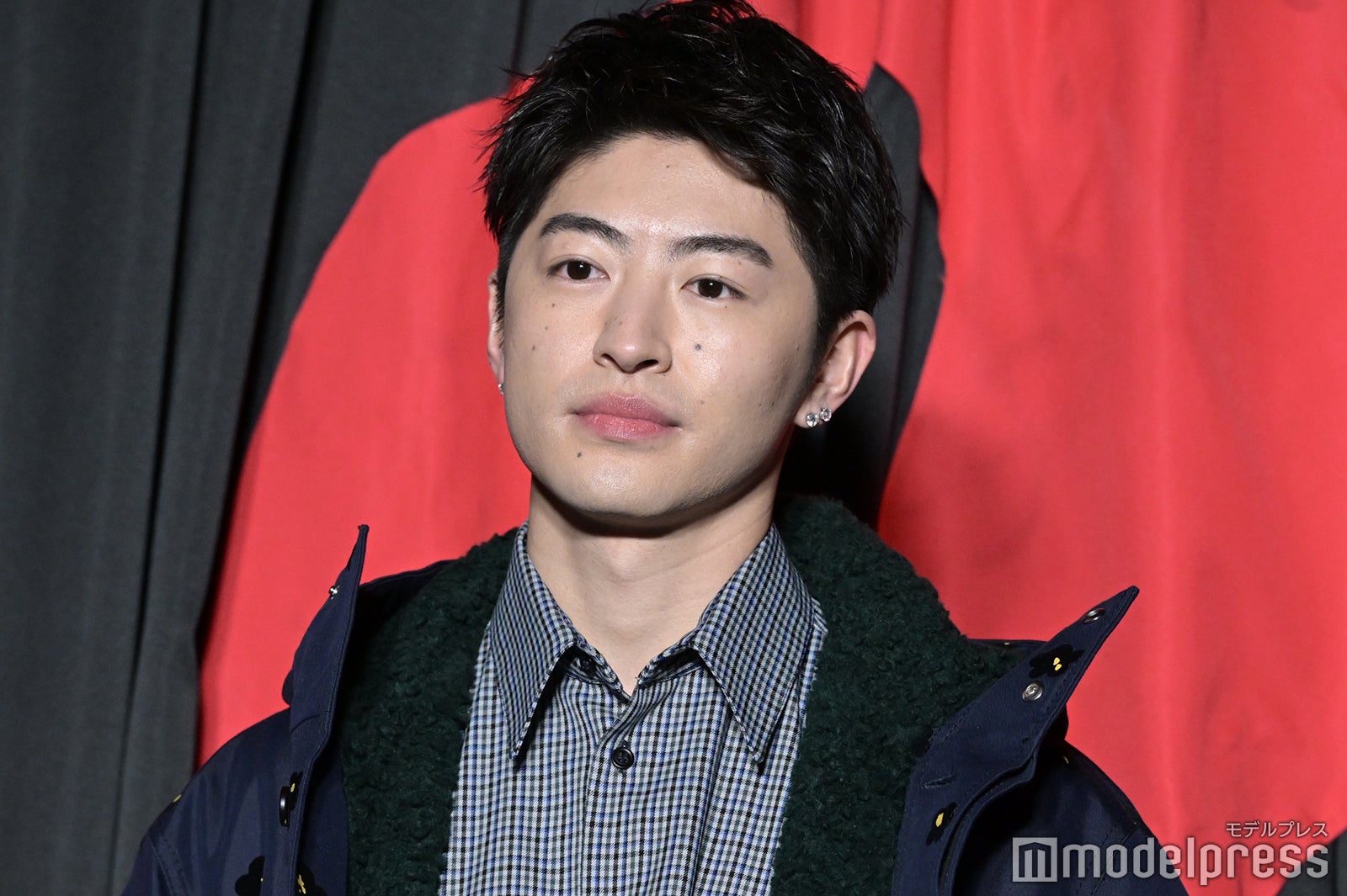 佐野玲於（C）モデルプレス