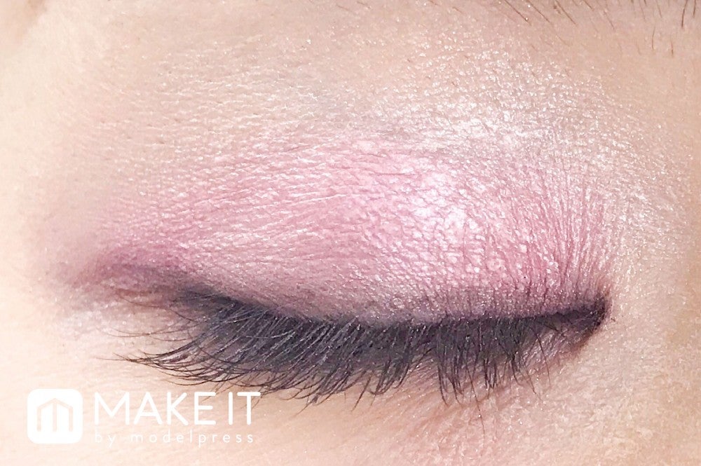 キャンメイク／パーフェクトスタイリストアイズ／17 プリンセスブーケ パレット左回り使用 (C)メイクイット