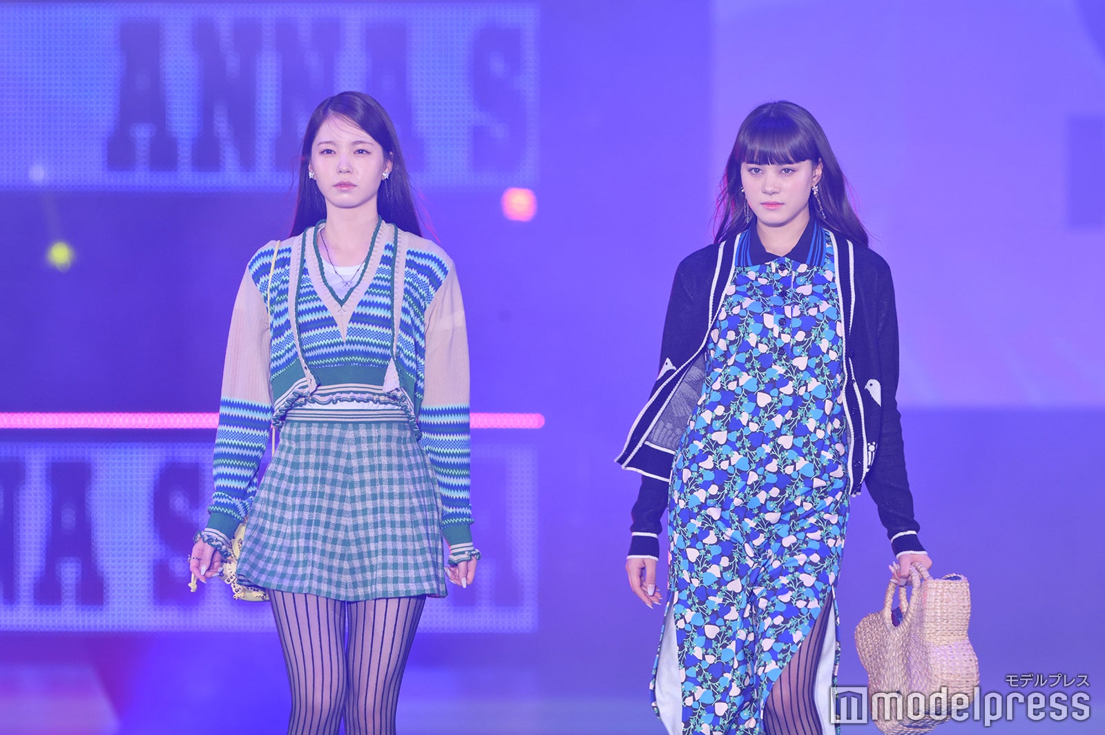 アヤカ、ニナ（C）モデルプレス