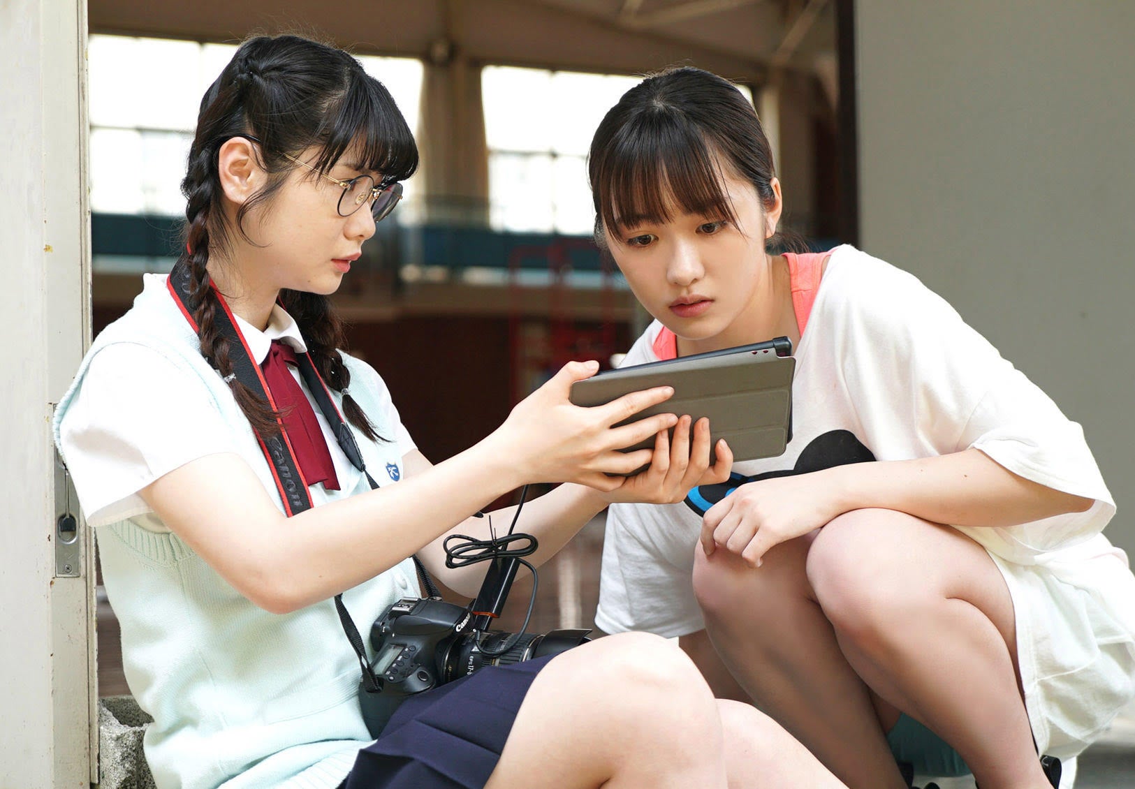 小野花梨、工藤遥／『のぼる小寺さん』（C）2020「のぼる小寺さん」製作委員会（配給：ビターズ・エンド）